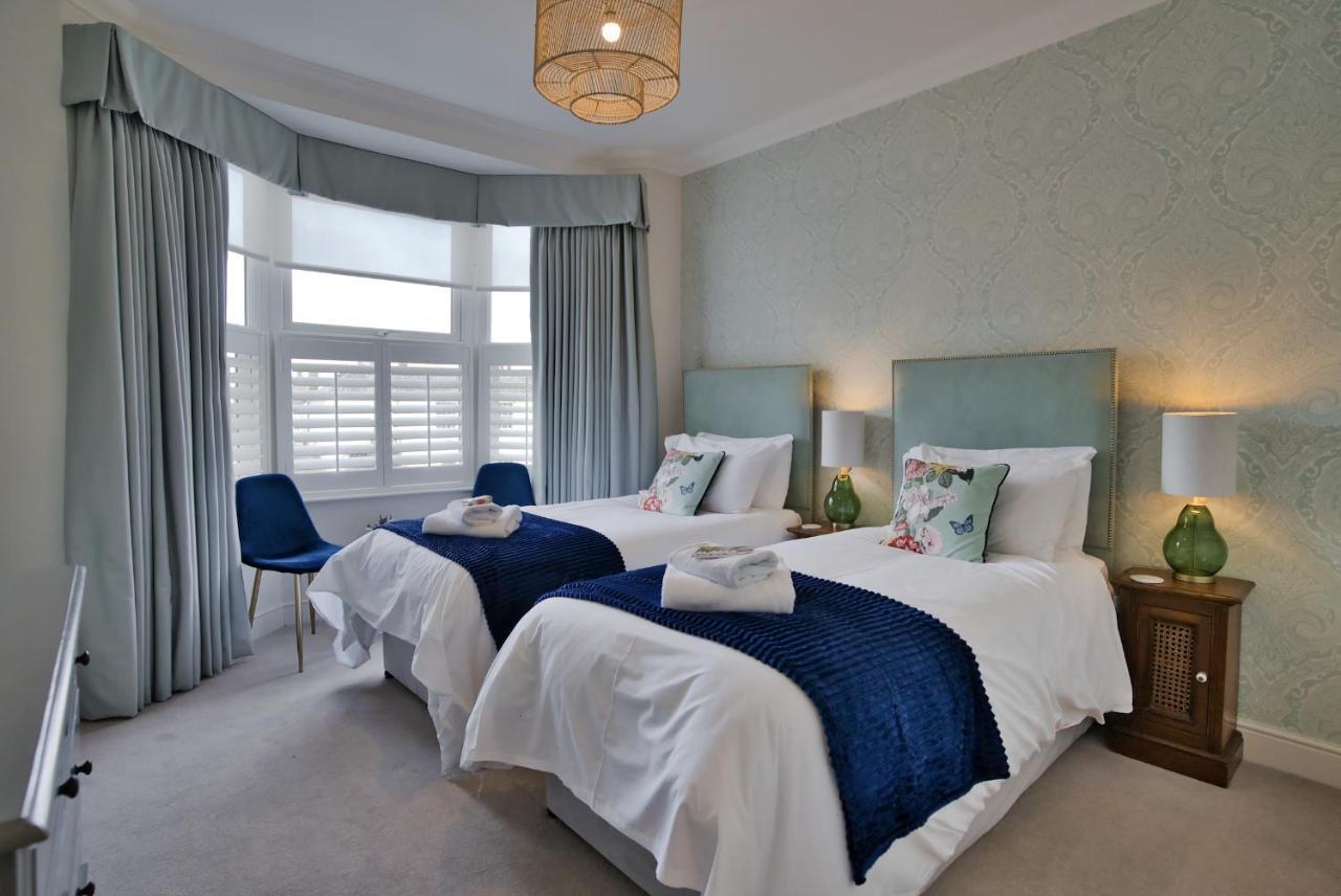 סאות'אנד און סי Beaches Guest House חדר תמונה